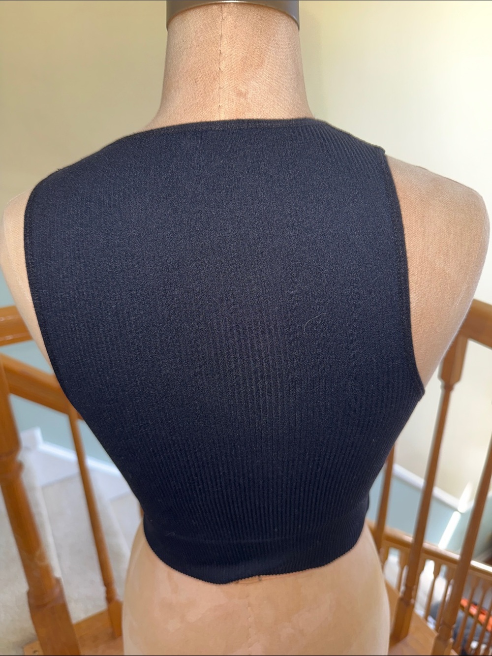 Garage Black Ribbed V-Neck Cropped Tank - Picture 4 of 5